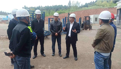 石鎮(zhèn)槐、陳箐帶隊暗訪督導(dǎo)重大項目建設(shè)和安全生產(chǎn)工作